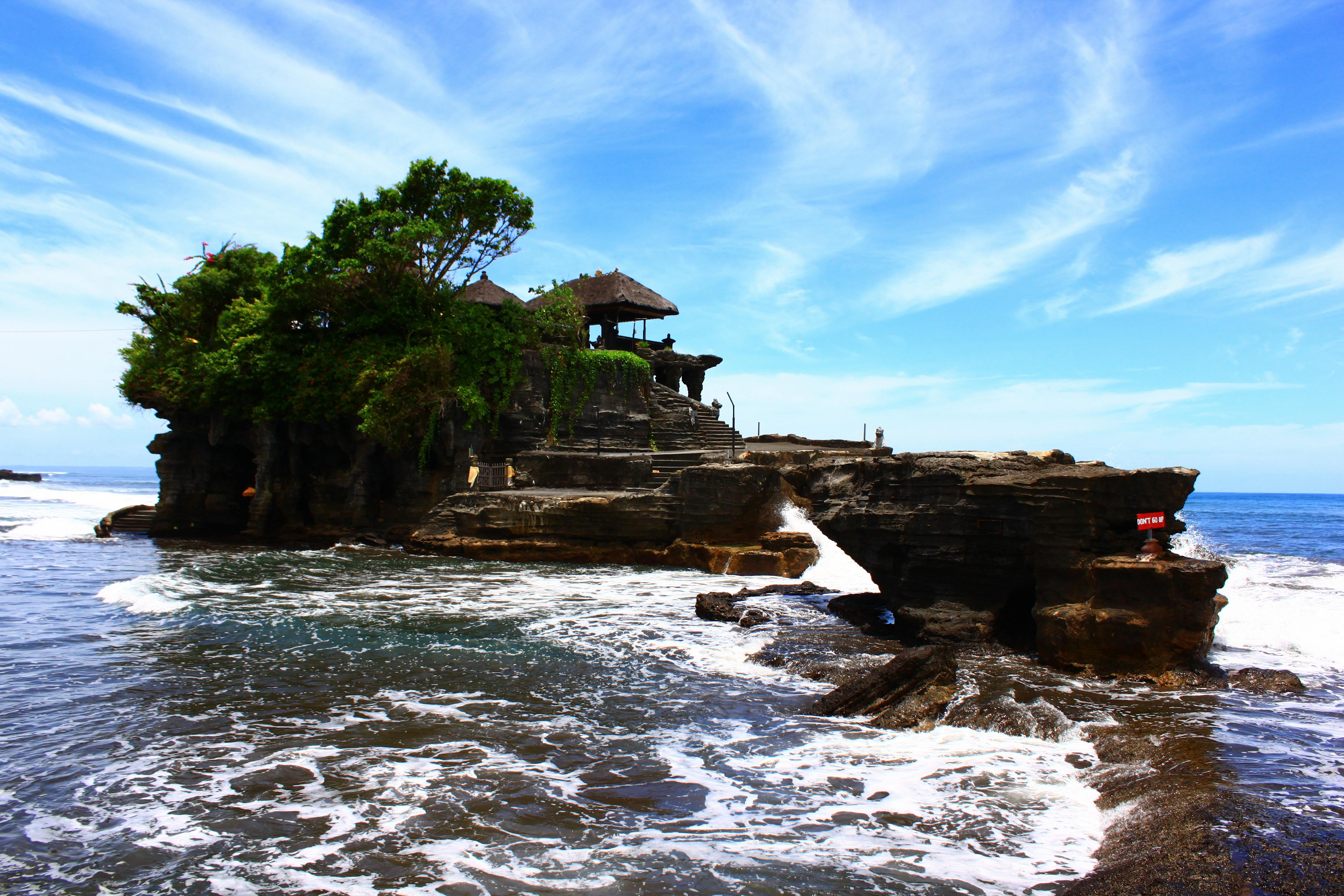 Tanah Lot Temple